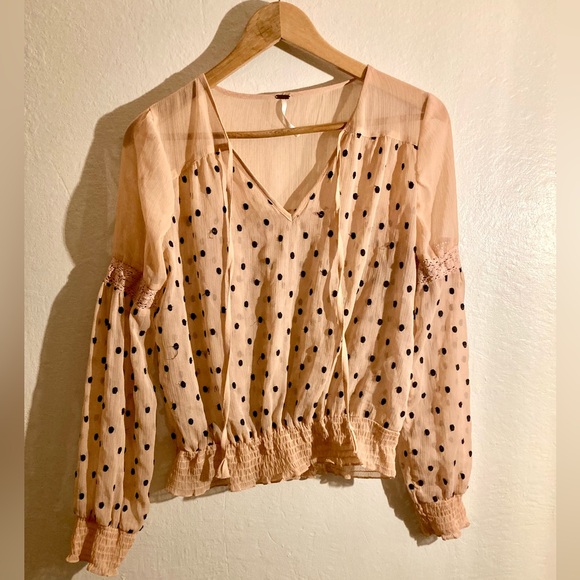 Free People Peach Pink Polka Dot Blouse
Women's (S) - Picture 2 of 9